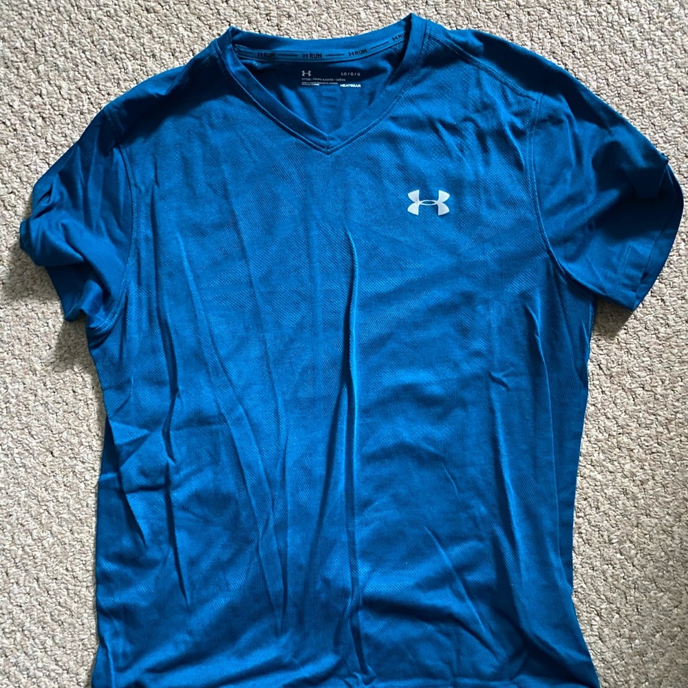 Under armour short sleeve shirt